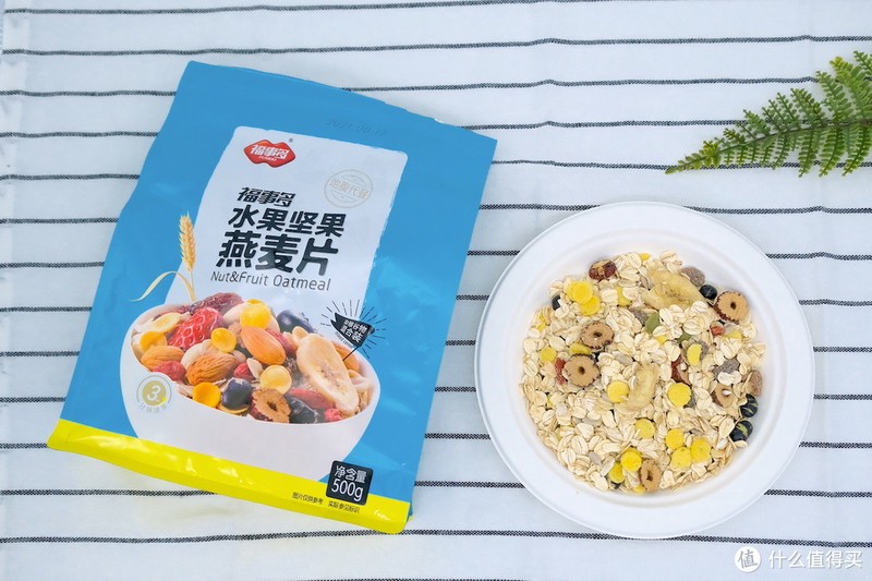 实测几款超火的即食麦片，网红款真的好吗？（附赠超神仙的麦片吃法）