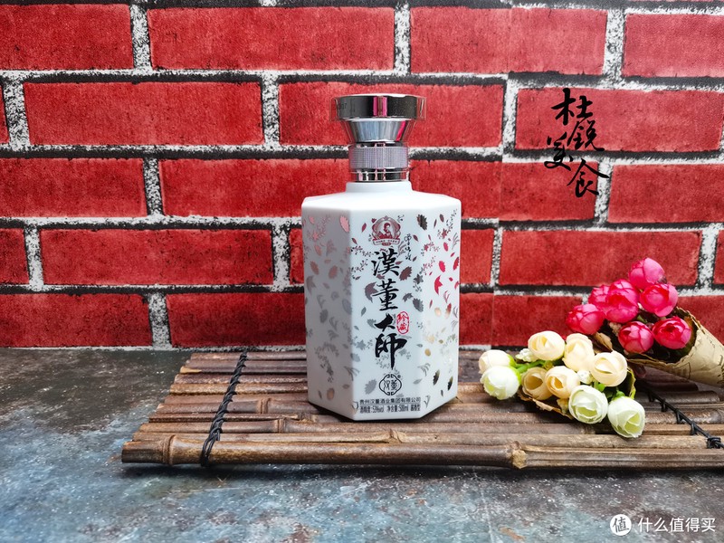 高粱不好吃，为何是酿酒的绝佳原料？酒客：喝过茅台等名酒就懂了