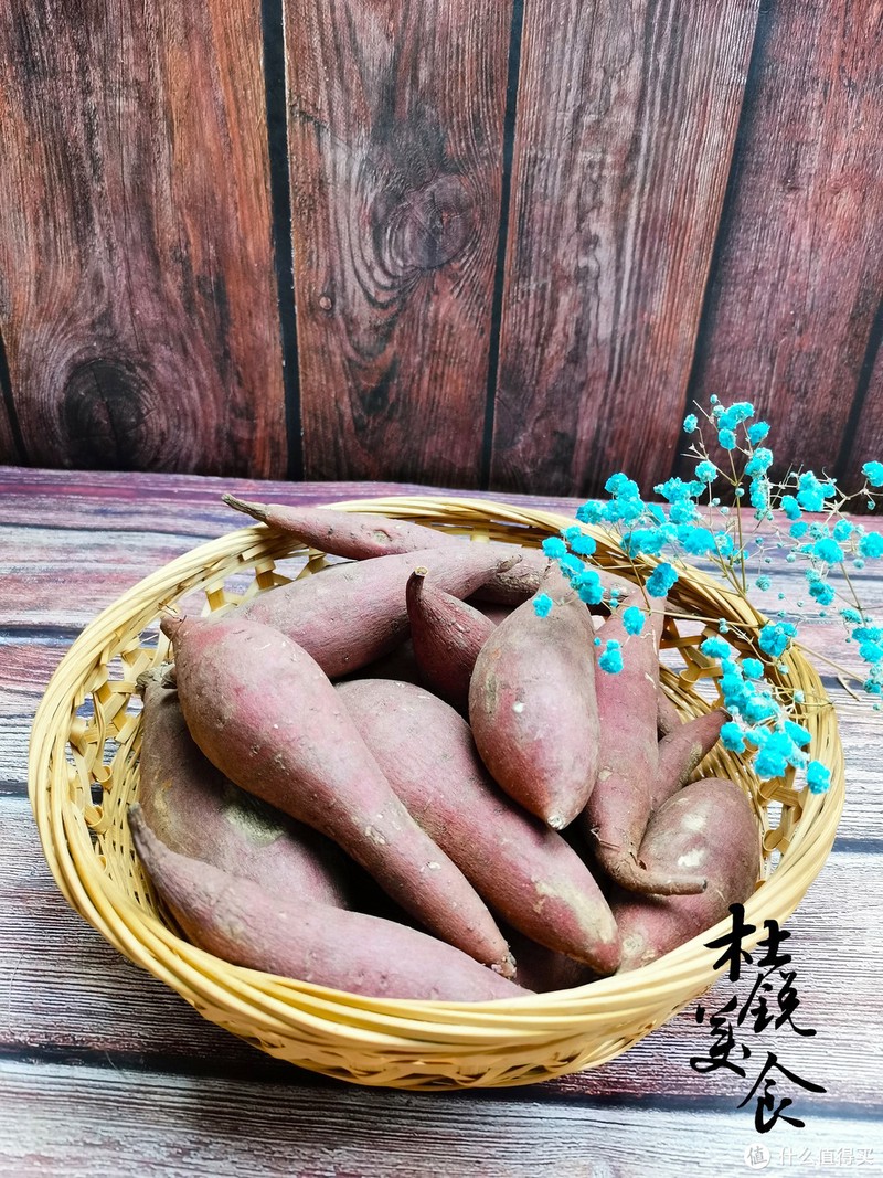 高粱不好吃，为何是酿酒的绝佳原料？酒客：喝过茅台等名酒就懂了