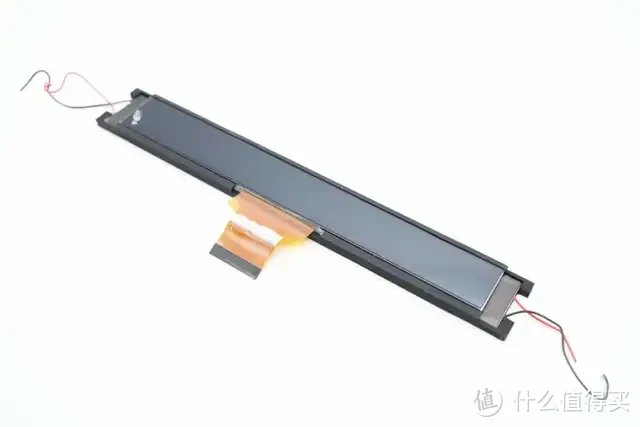 内置4节力神18650电芯,闪极10000mAh 互联网主机秘钥移动电源拆解