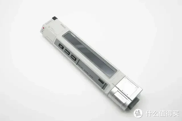 内置4节力神18650电芯,闪极10000mAh 互联网主机秘钥移动电源拆解