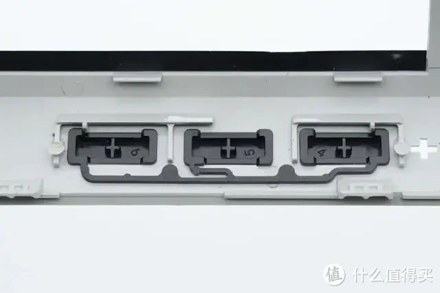 内置4节力神18650电芯,闪极10000mAh 互联网主机秘钥移动电源拆解