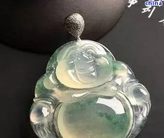 翡翠的高糯化是什么意思，解密翡翠高糯化的含义与特点