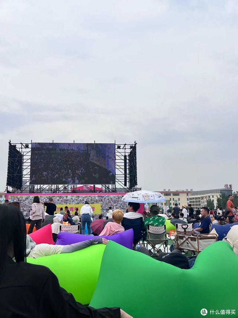 第一次去户外音乐节——带什么更实用~