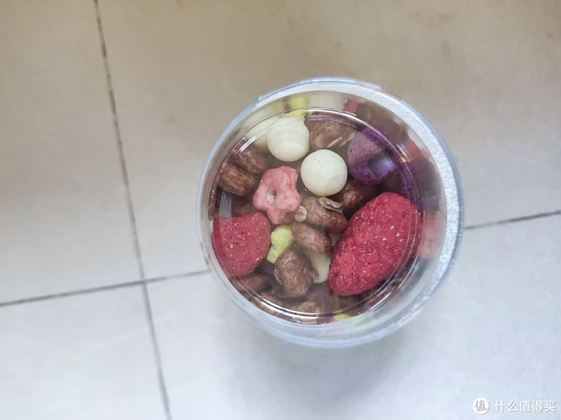 品味三元咔咔嚼谷物拌风味酸奶：营养与美味的双重盛宴