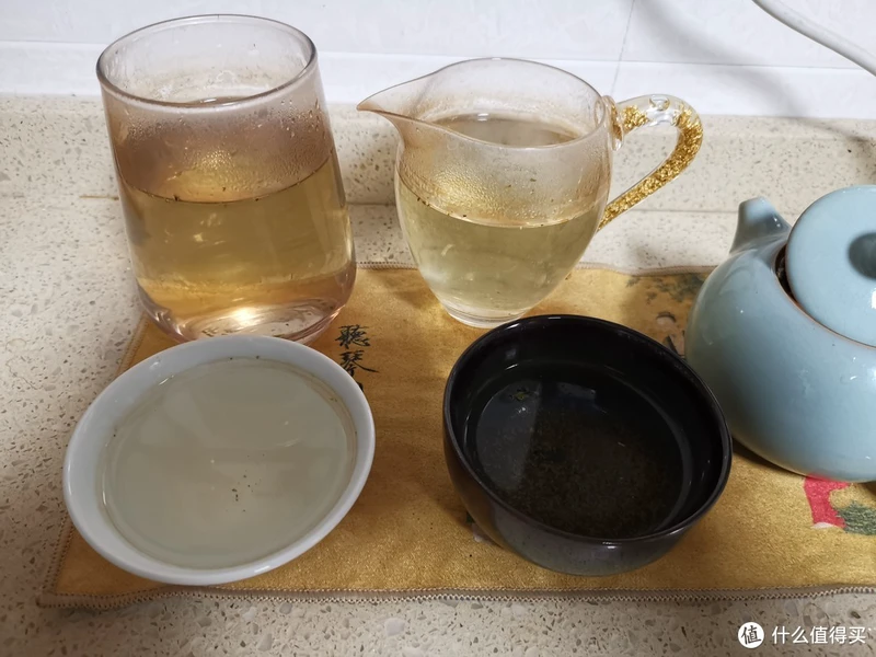 震惊!易武铜箐河殿堂级古树!嘎嘎嘎!