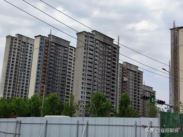 盘点上合示范区如意湖南区楼盘情况