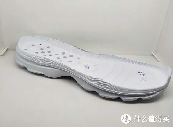 市售主流跑鞋中底材料介绍，附12款适合新手的高性价比跑鞋推荐