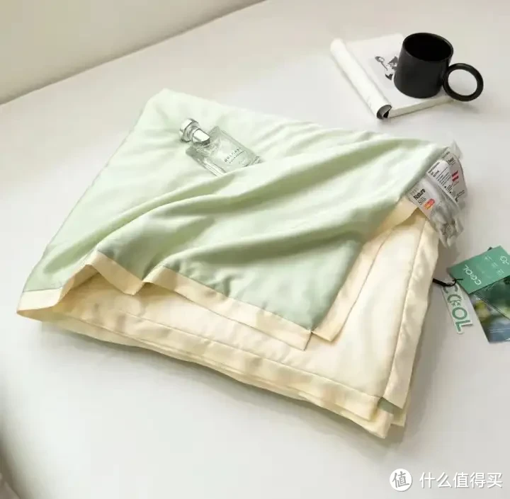 床上四件套选购攻略!四件套的面料该如何选?100支选单股还是双股?高颜值高品质四件套推荐!