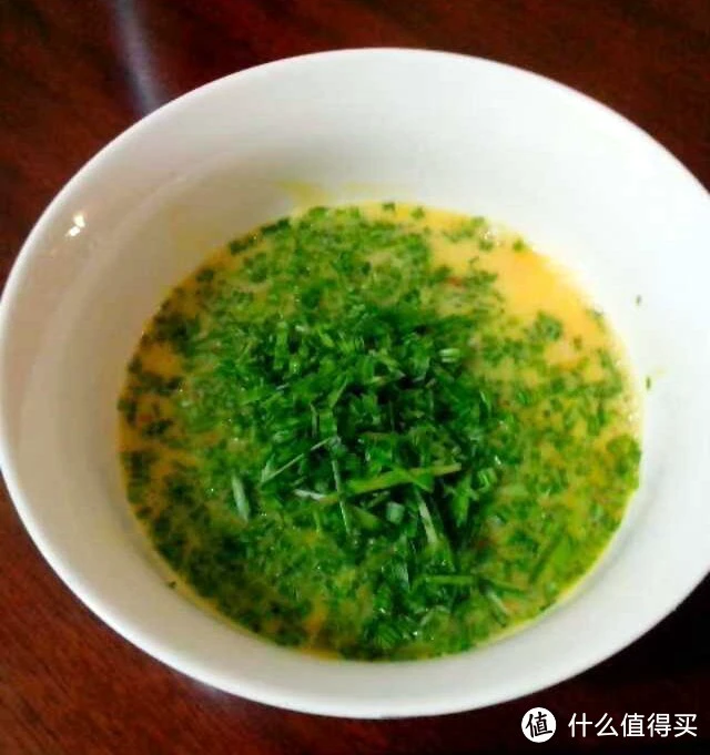今晚吃小麦苗炒鸡蛋