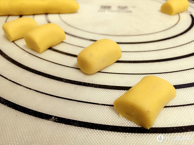 妹纸自制夏日小甜品：Q弹手工芋圆 & 紫薯冰激凌
