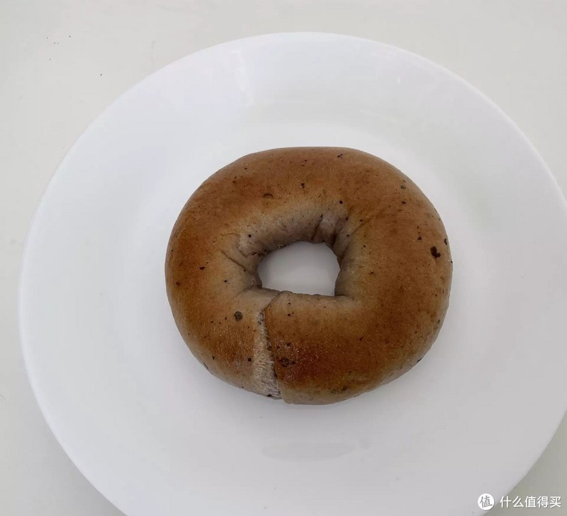 六款热门贝果面包测评 健身减脂期间的优质碳水 哪款热量低？哪款口感好 附赠两道美食料理
