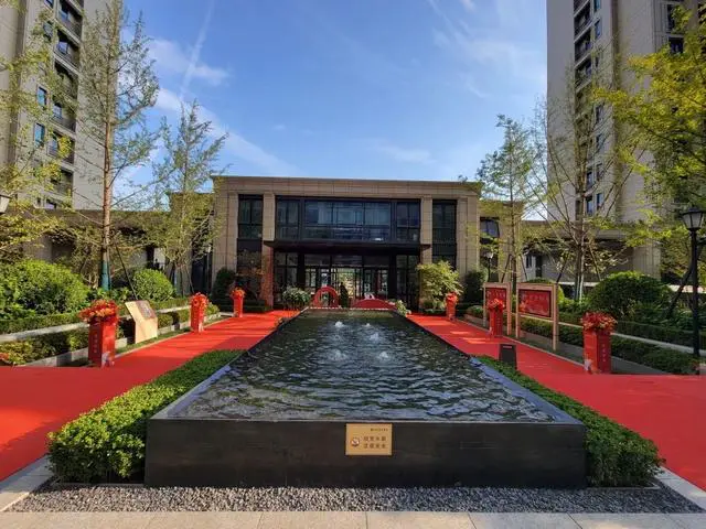 1.1万/㎡的桂语蘭庭,凭什么说服房哥掏钱买单|房哥验房报告56期