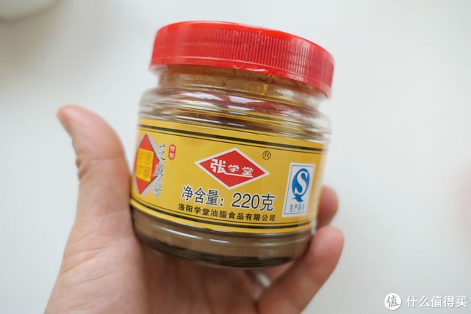 除夕夜，吃着火锅看春晚：如何调出一碗美味的芝麻酱蘸料油碗？