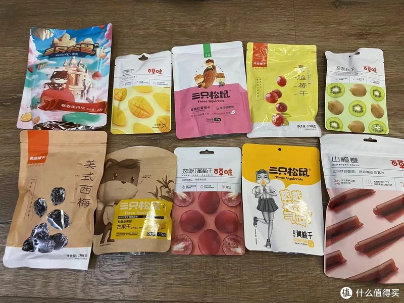 试吃三款全网销量最高“猪饲料”零食到底哪款最好吃的
