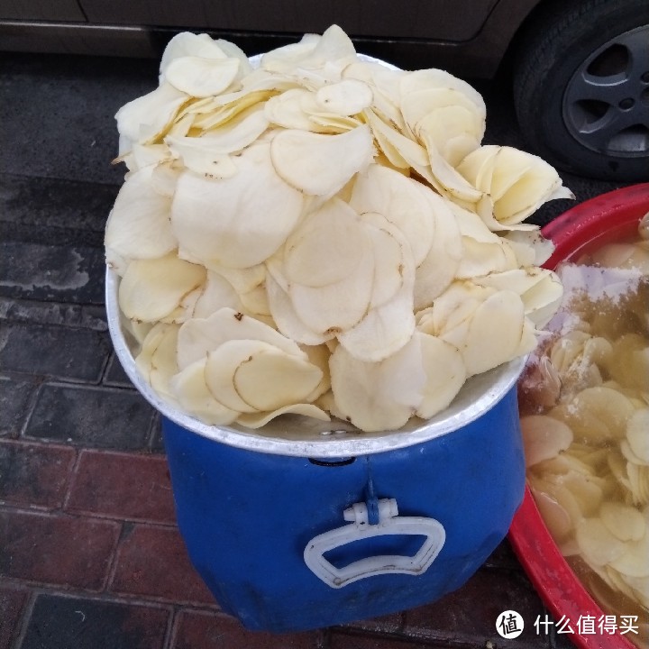 舌尖上的麻辣诱惑:来自贵州现炸麻辣土豆片