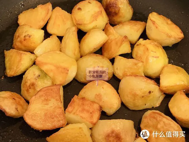 寒露后,土豆这样吃,焦香绵软,暖胃又健脾,还是一道独特的地方风味
