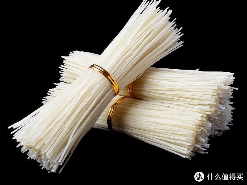 过年买粉条，选购红薯粉、土豆粉还是绿豆粉？很多人还不懂区别