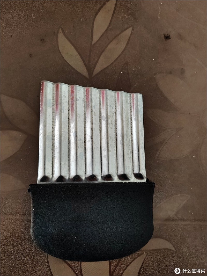 波浪形土豆条刀,快速切割,轻松制作波浪土豆条!
