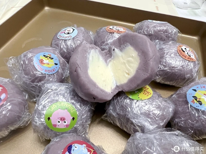 不用烤箱就能做的甜品——芋泥奶酪球