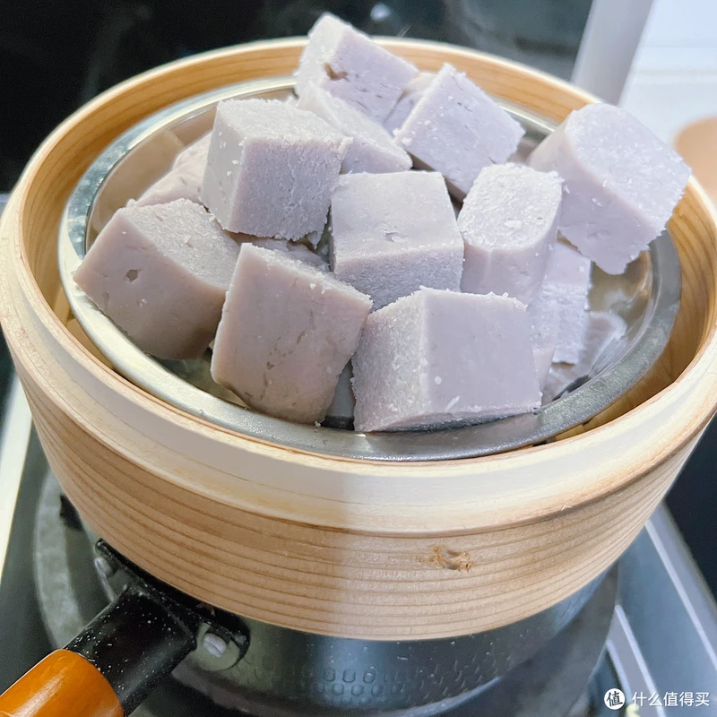 不用烤箱就能做的甜品——芋泥奶酪球