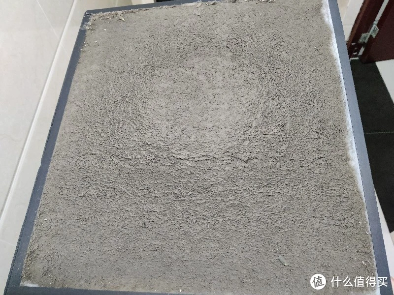 感觉济公身上的灰也没这个多吧