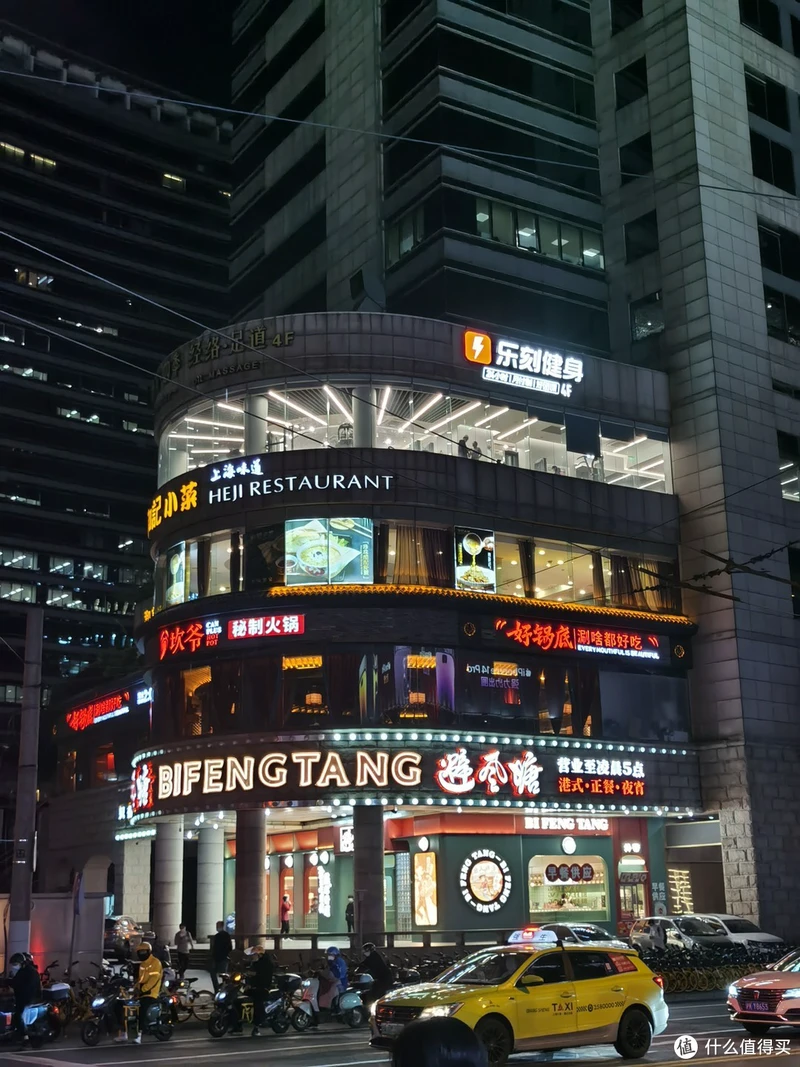 坎爷秘制火锅，喜欢的食材咕嘟咕嘟，涮起来