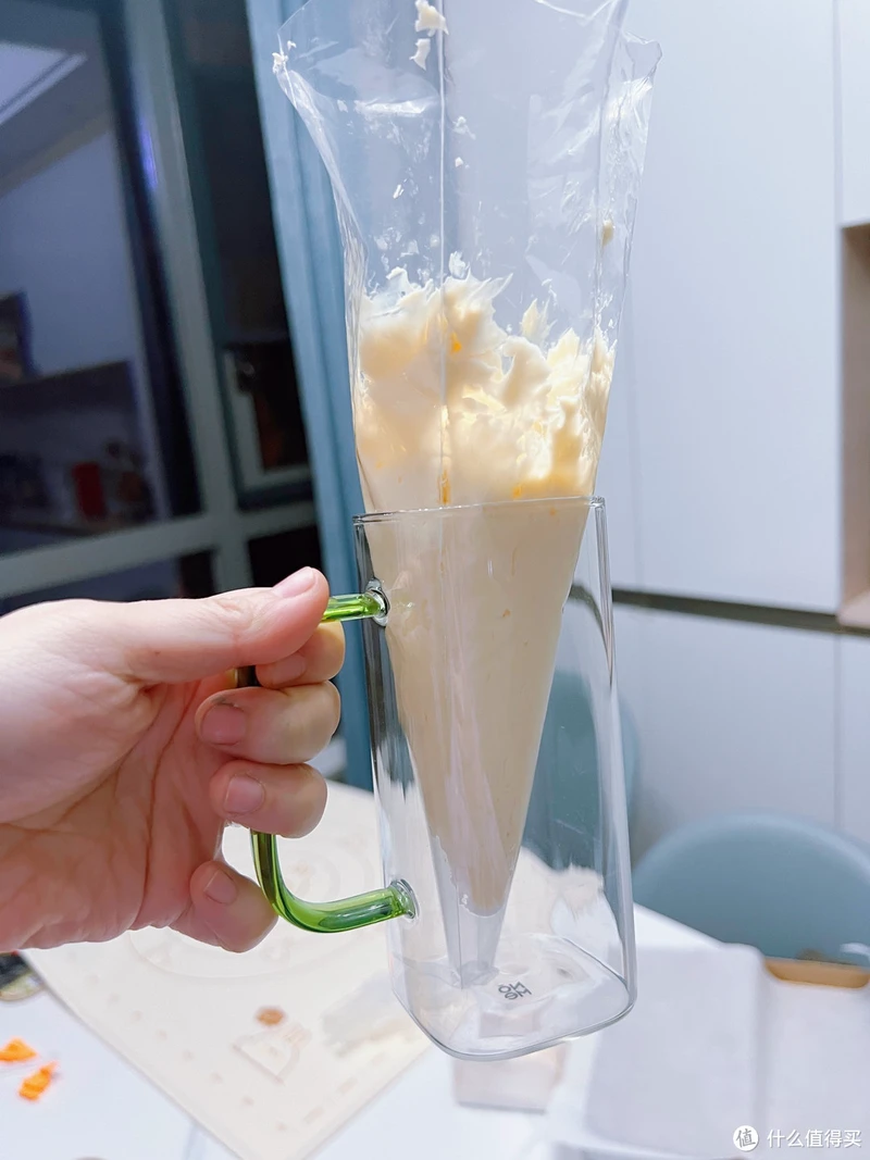 不用烤箱就能做的甜品——芋泥奶酪球