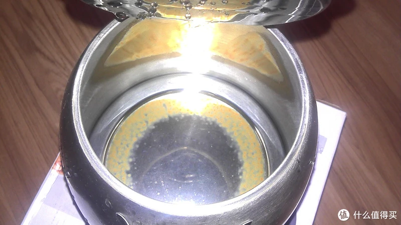 无论水壶的水垢有多厚,试试这5种方法,不用钢丝球也轻松除水垢