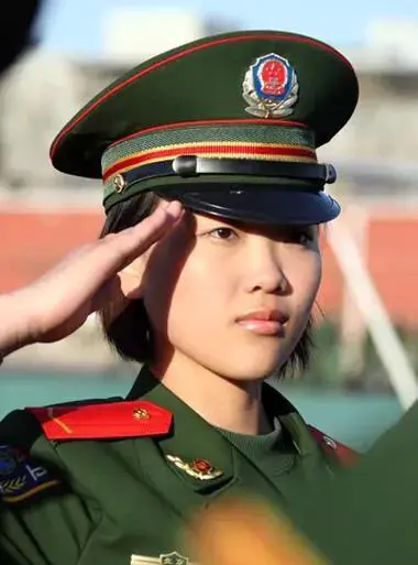 红色肩章是什么兵(中国部队肩章图片大全)