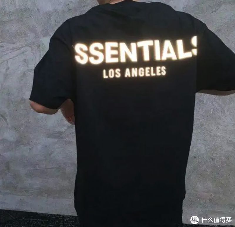 7000字长文干货｜2022年夏季怎么选T恤，看这一篇就真的够了（内含面料、工艺、版型、印花等板块全解析）