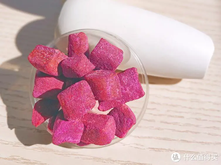 女生“减脂期”少碰这2种零食，每一个热量都很高，让你想瘦都难