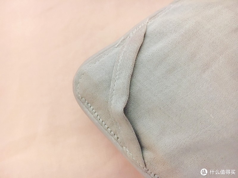 一款冬天保暖，夏天抱着爽滑的被子——石墨烯被子，科技改变生活