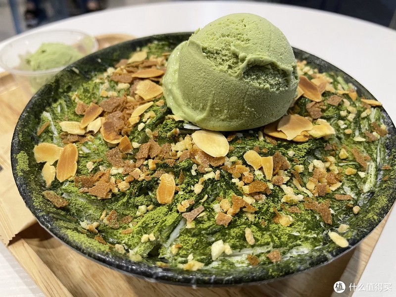 潮州网红牛奶冰广州店，棉花冰好吃又好看