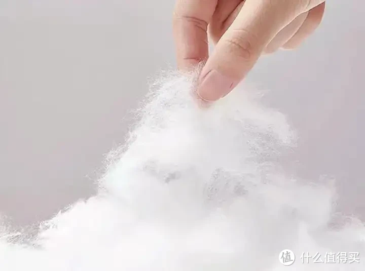 被子选购攻略!羽绒被应该如何选?聚酯纤维被值得买吗?桑蚕丝和柞蚕丝选哪个?超舒服的夏凉被推荐!