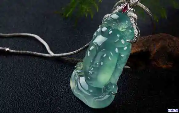 翡翠棉絮和染色-翡翠棉絮和染色的区别