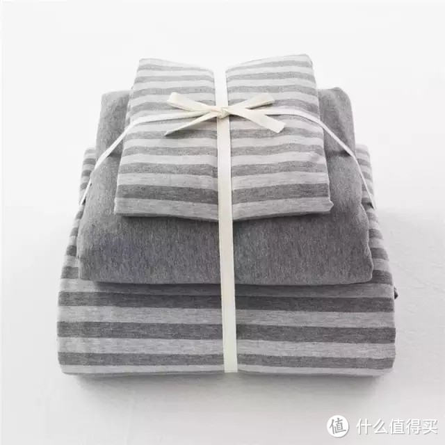 别被“水洗感”忽悠了！高支高密的床品确实是好东西，未来你也能买得起