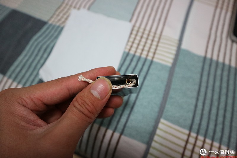 杰瑞先生介绍一下ZIPPO打火机换棉芯的详细教程