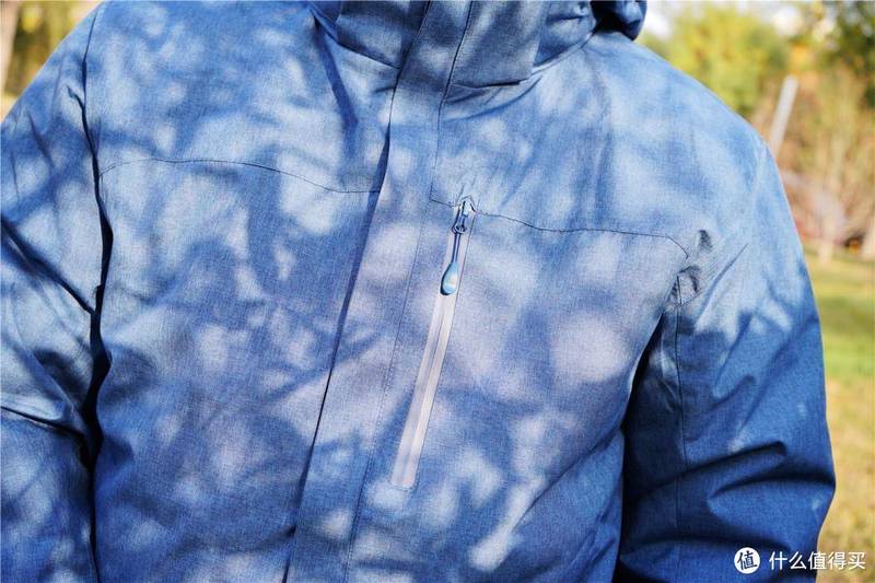 会发热的羽绒服你买过吗？这个冬天你要试一下吗？--棉花史密斯“石墨烯多区发热三合一羽绒服“分享