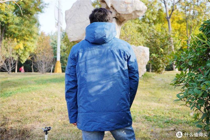 会发热的羽绒服你买过吗？这个冬天你要试一下吗？--棉花史密斯“石墨烯多区发热三合一羽绒服“分享