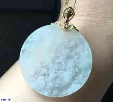 糯冰雪花棉翡翠品质档次及价格分析