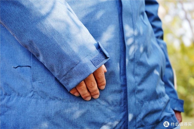 会发热的羽绒服你买过吗？这个冬天你要试一下吗？--棉花史密斯“石墨烯多区发热三合一羽绒服“分享