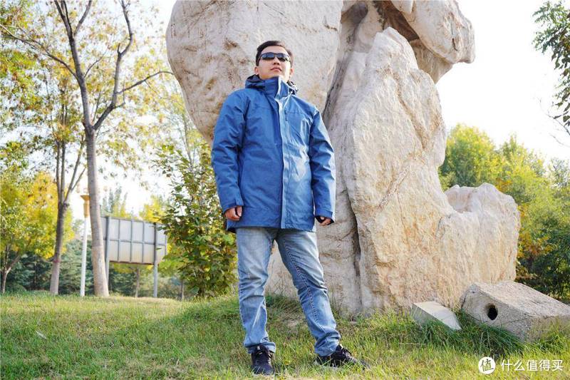 会发热的羽绒服你买过吗？这个冬天你要试一下吗？--棉花史密斯“石墨烯多区发热三合一羽绒服“分享