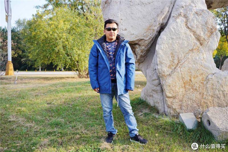 会发热的羽绒服你买过吗？这个冬天你要试一下吗？--棉花史密斯“石墨烯多区发热三合一羽绒服“分享