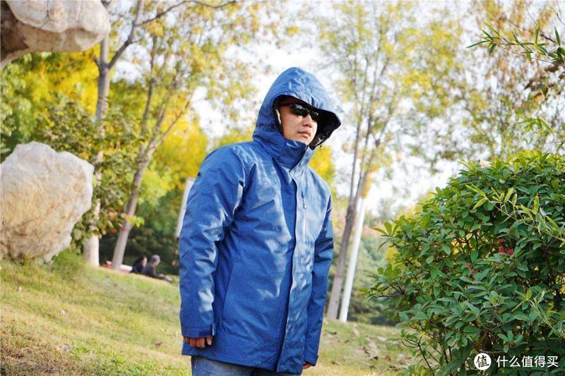 会发热的羽绒服你买过吗？这个冬天你要试一下吗？--棉花史密斯“石墨烯多区发热三合一羽绒服“分享