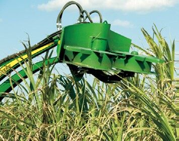 约翰迪尔(John Deere)CH330新型甘蔗收割机高位切梢器