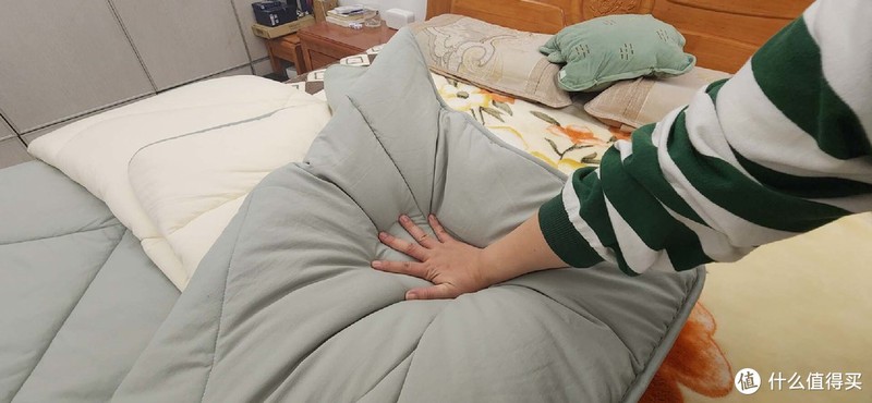 能够机洗的棉被,懒人的福音,8H小暖熊保暖懒人被体验,后悔现在才知道
