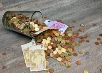 最近棉花娃娃的价格行情怎么样？