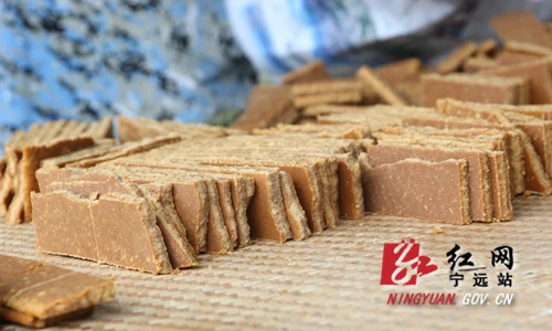 【稳就业 强基础 富家乡】宁远：古法红糖熬出致富新路子5_副本500.jpg