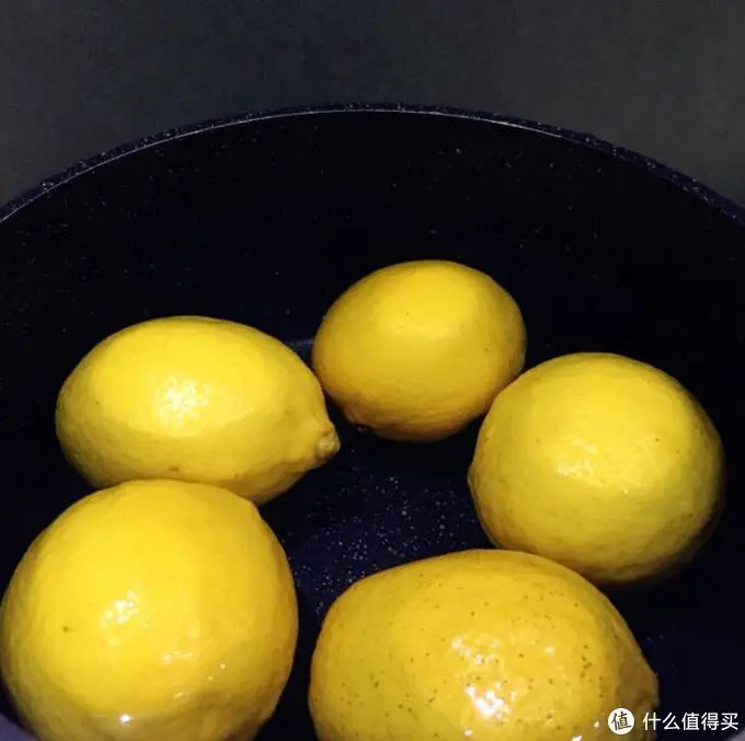这样吃又美味又美白！超简单自制美白特饮——百香果柠檬蜂蜜水了解一下？
